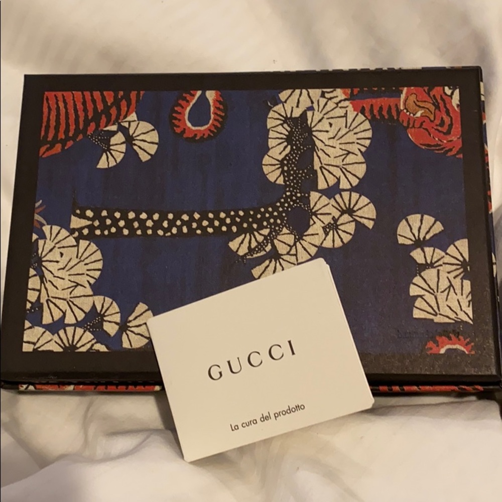 GUCCI I PHONE 6, 7, & 8 PHONE CASE NWT - Picture 14 of 16